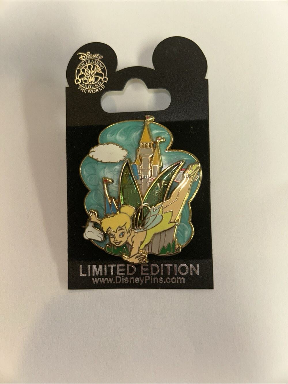 Disney WDW White Glove Tinker Bell Flying Over Castle Pin MOC